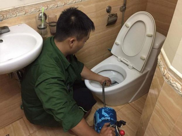 Thông tắc bồn cầu tại Q. Cầu Giấy